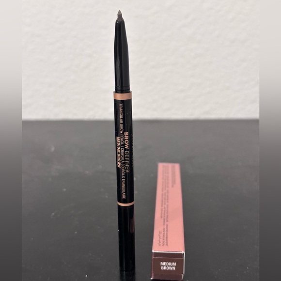 ANASTASIA BEVERLY HILLS brow definer pencil - Picture 1 of 3